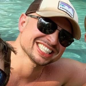 Meet your Posher, Tony